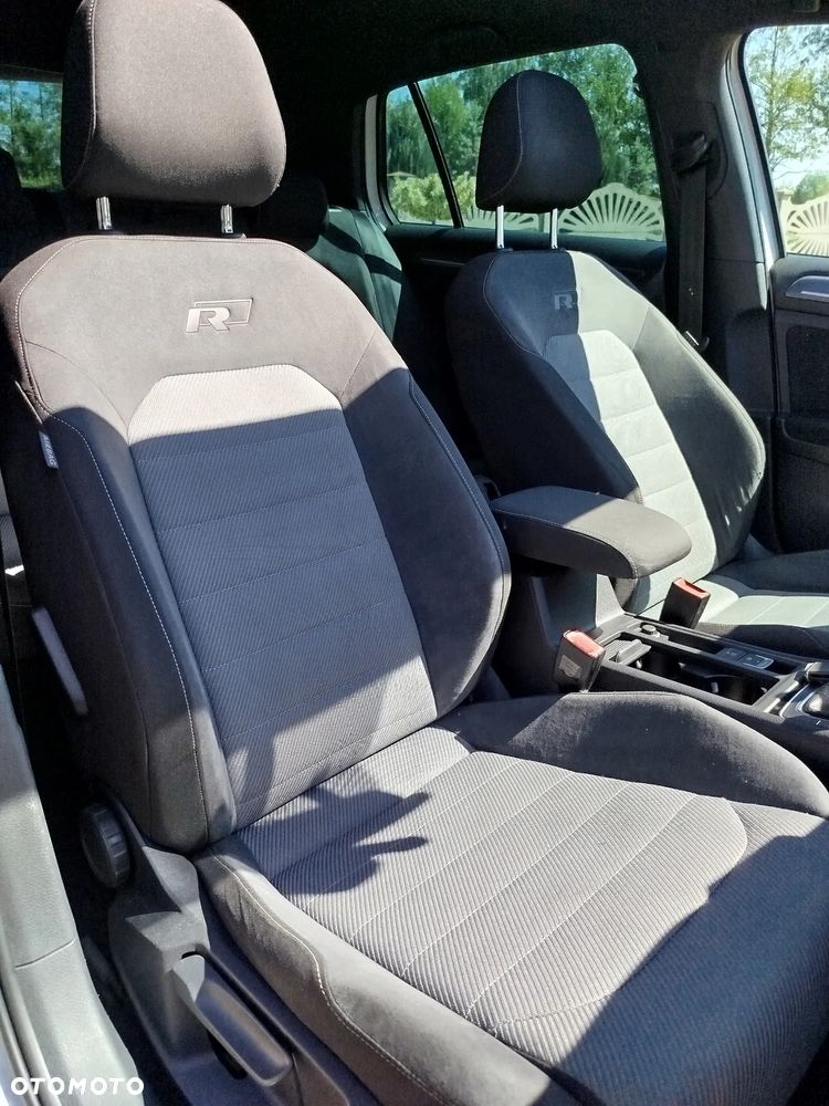 Volkswagen Golf - 5
