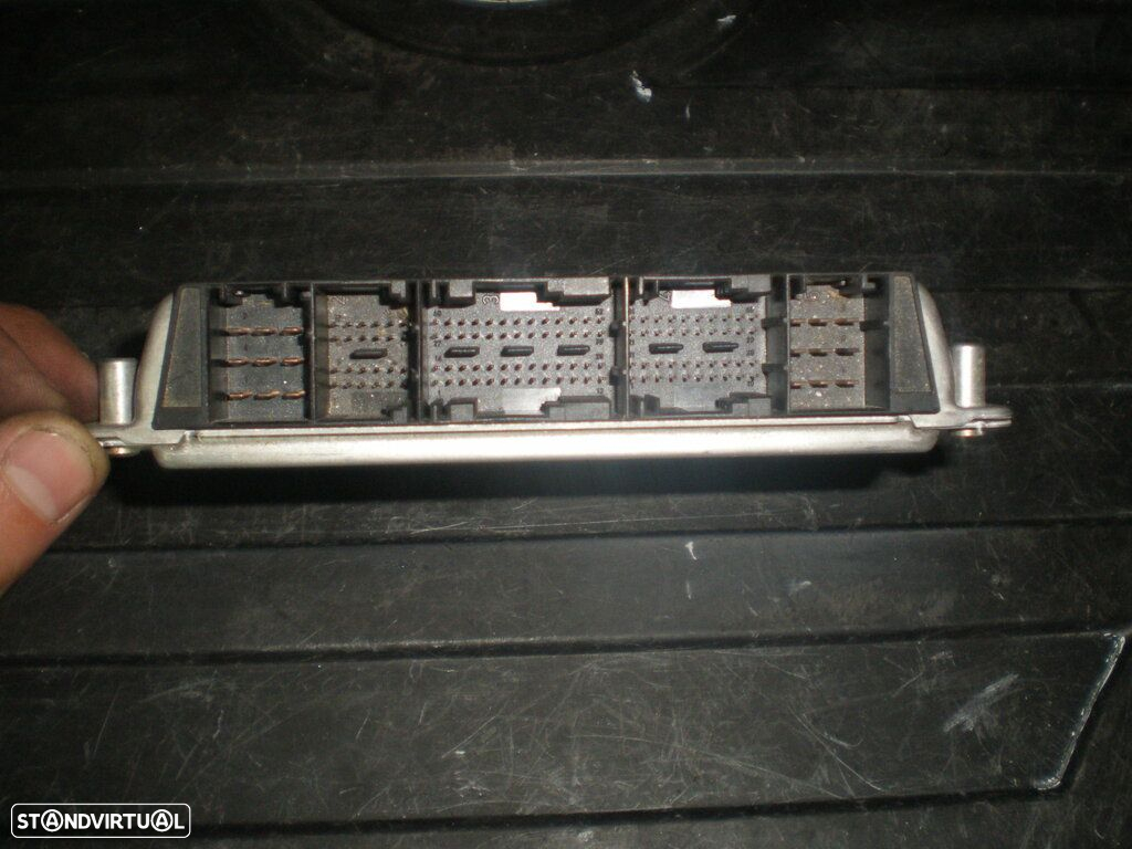 Centralina 0281001445 2249970 BMW E46 2003 320D BOSCH - 2