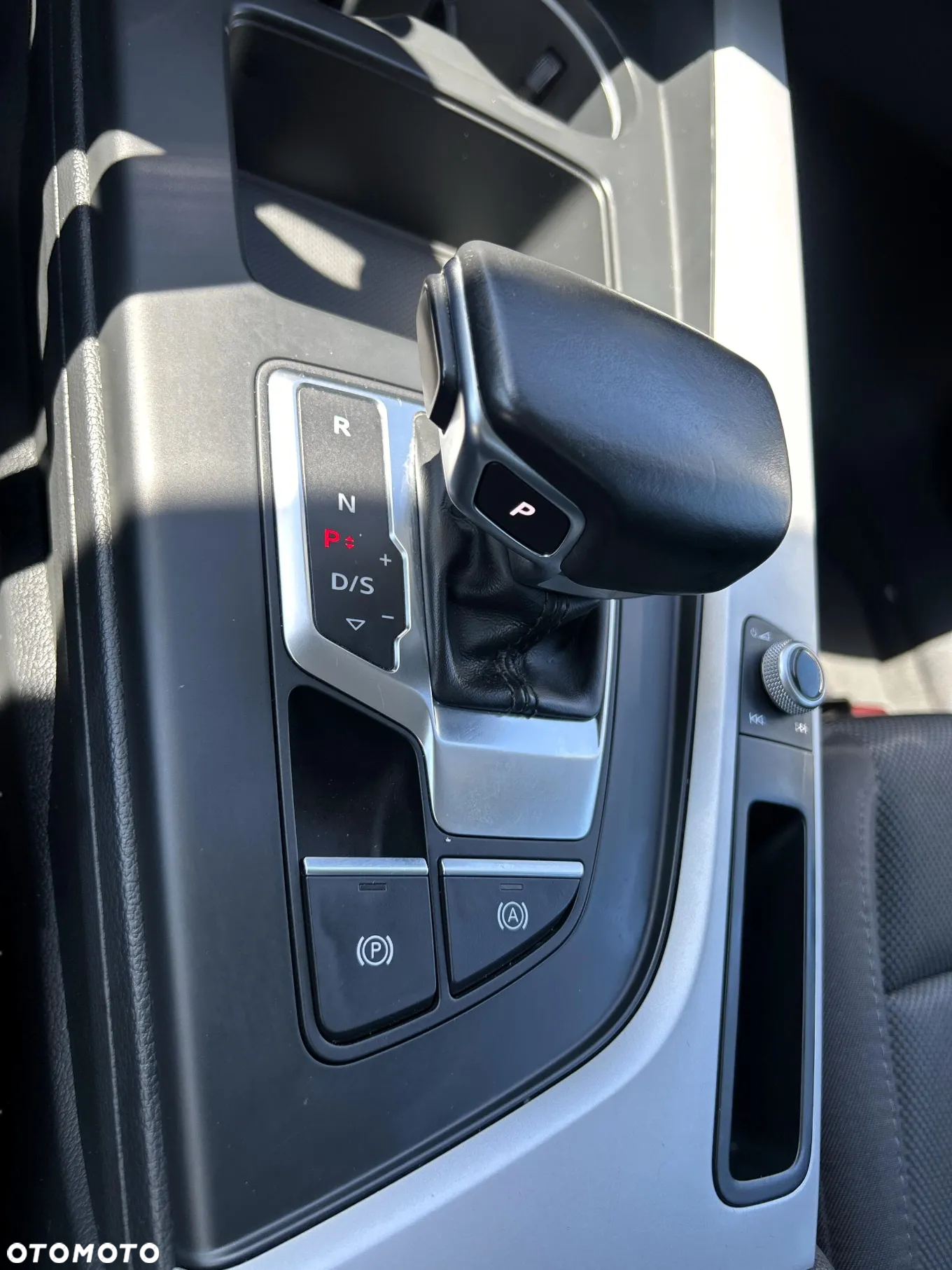 Audi A4 40 TDI Advanced S tronic - 17