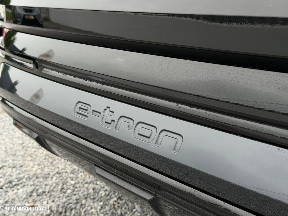 Audi Q8 e-Tron Sportback 55 quattro S line - 30