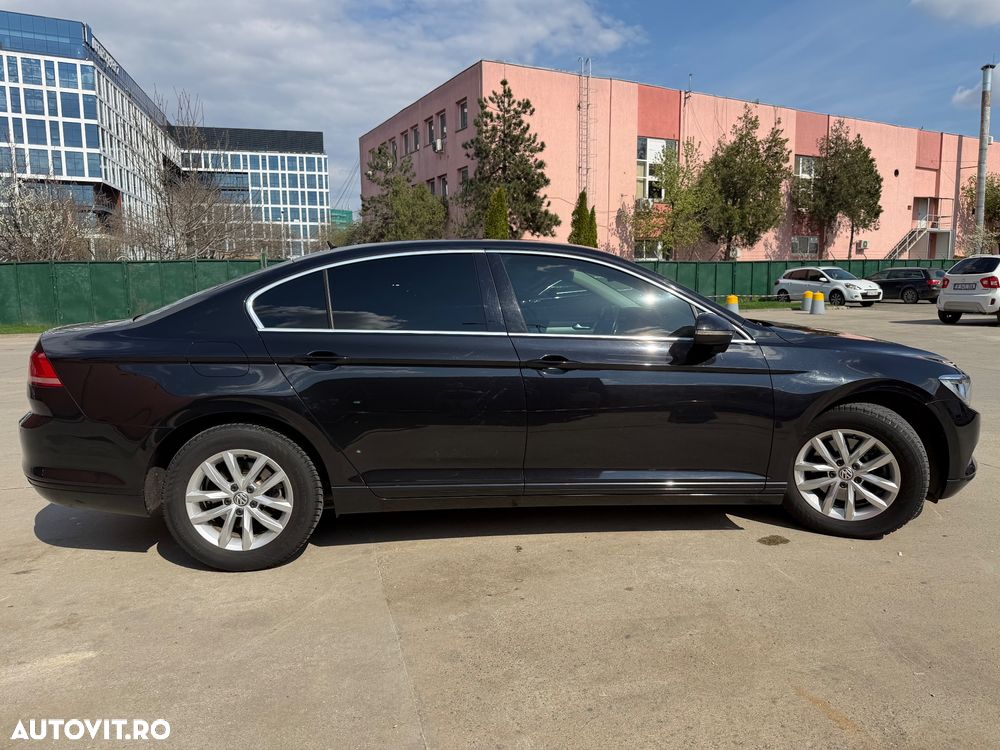 Volkswagen Passat 2.0 TDI DSG Comfortline - 13