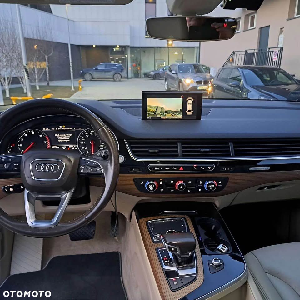 Audi Q7 - 15