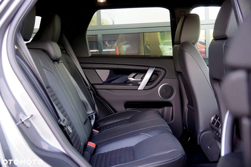 Land Rover Discovery Sport 2.0 D200 mHEV Landmark - 25