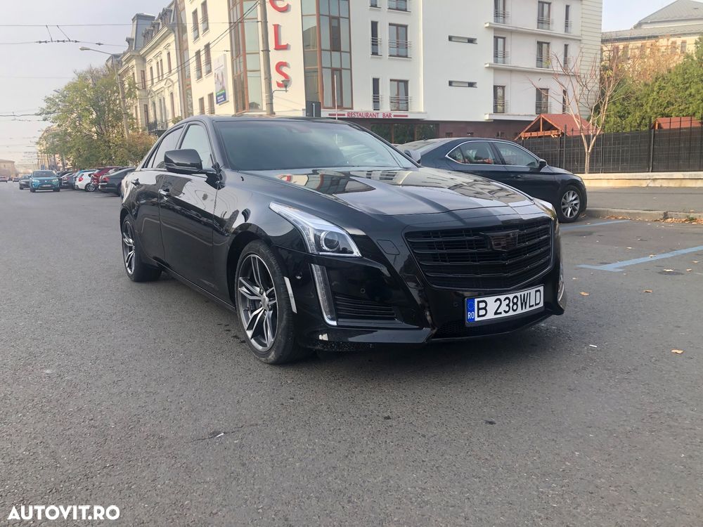 Cadillac CTS - 2