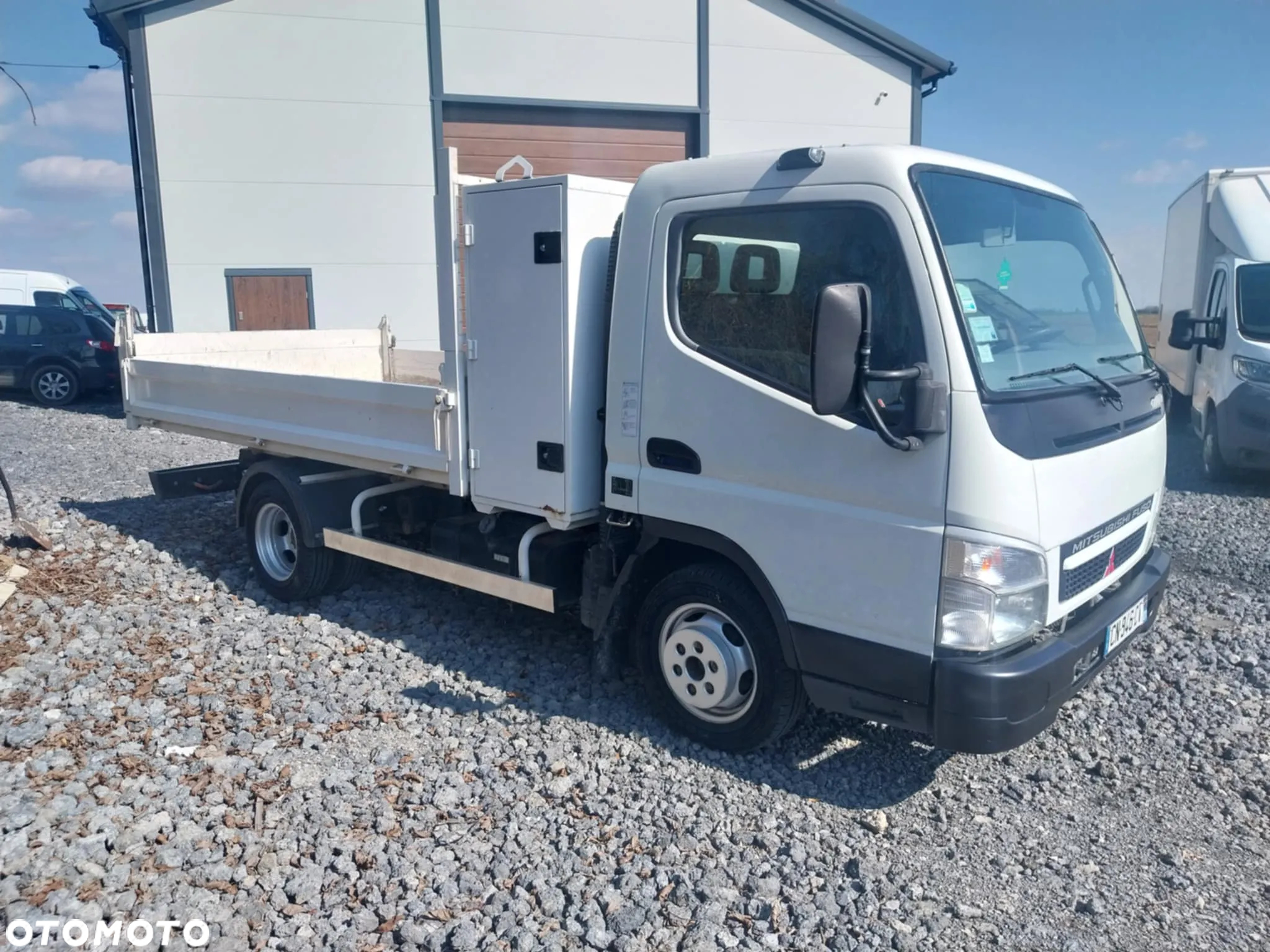 Mitsubishi Canter Fuso - 5