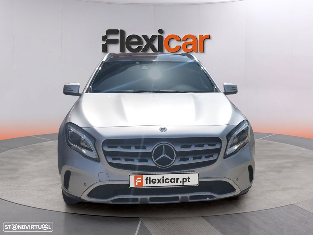 Mercedes-Benz GLA 200 d Urban Aut. - 2