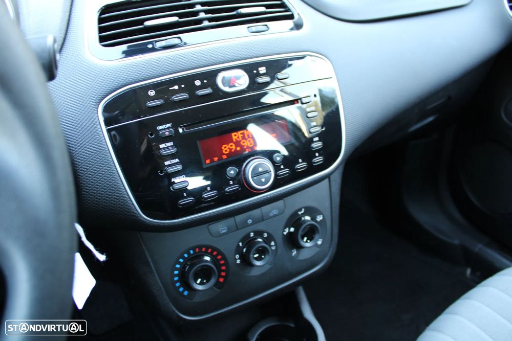 Fiat Punto 1.2 Easy S&S - 19