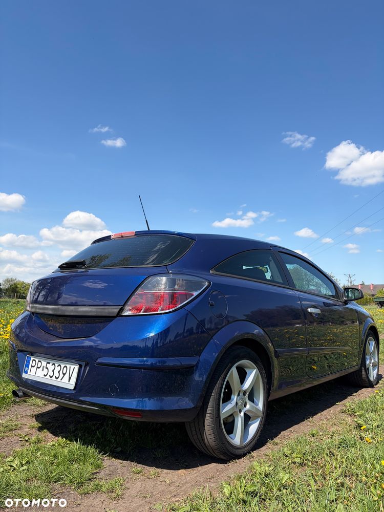 Opel Astra 2.0 T Sport - 4