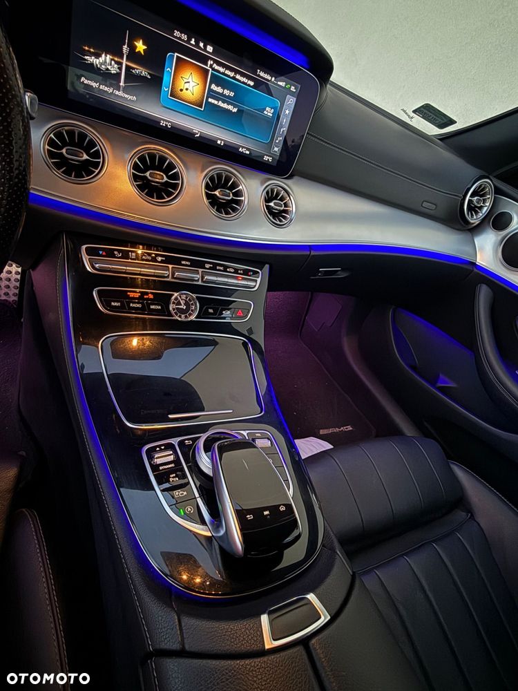 Mercedes-Benz Klasa E 200 9G-TRONIC - 16