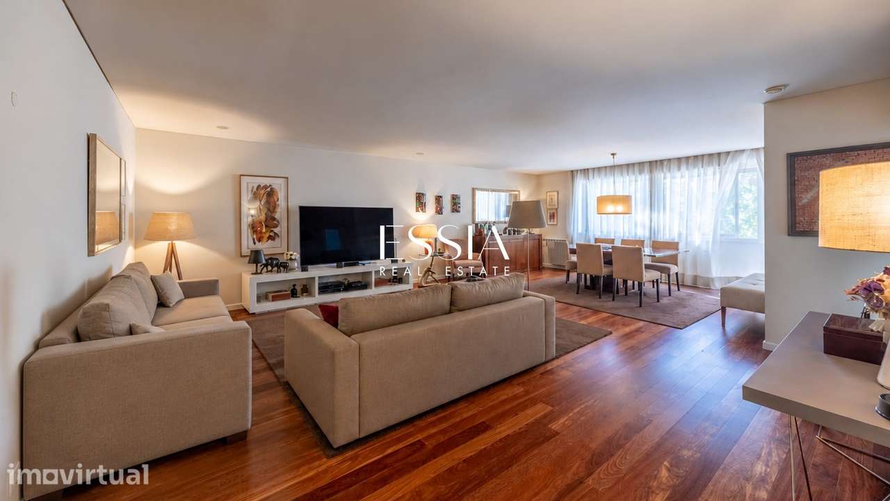 Apartamento T4 com Garagem em Matosinhos Sul Perto Praia - Grande imagem: 5/40