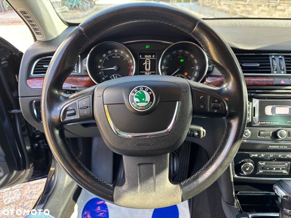 Skoda Superb 2.0 TDI DSG Elegance - 31