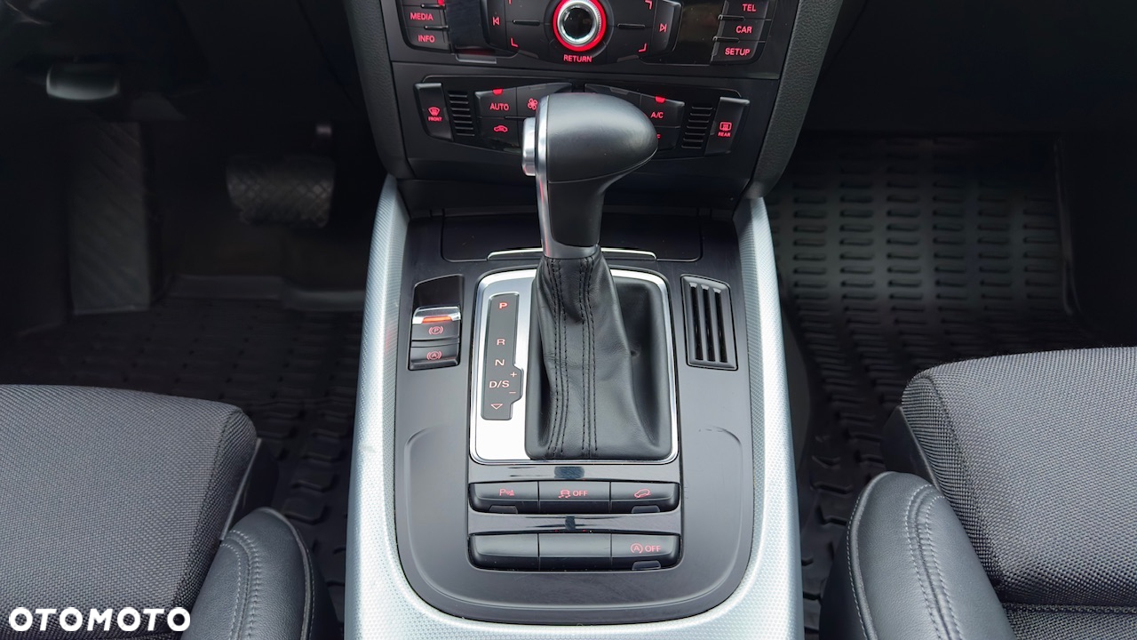 Audi Q5 2.0 TDI quattro S tronic sport - 26