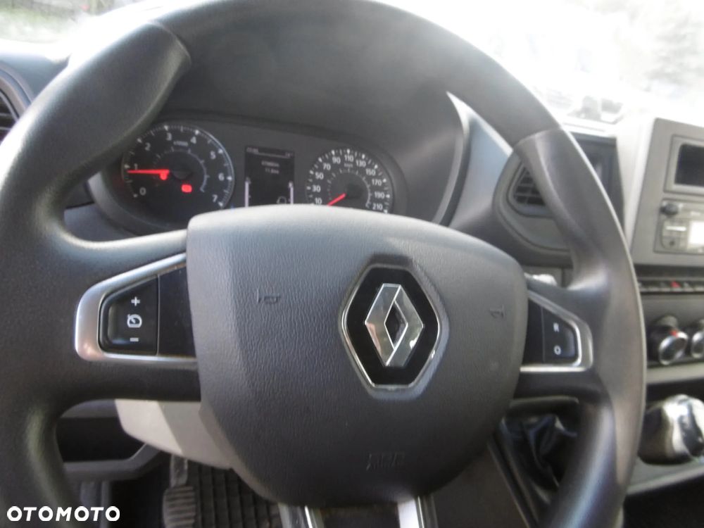 Renault Master - 10