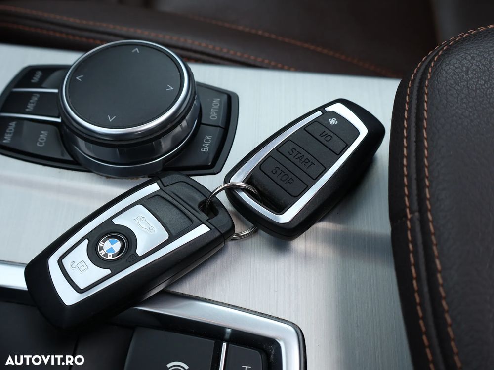 BMW X3 xDrive20d AT xLine - 27