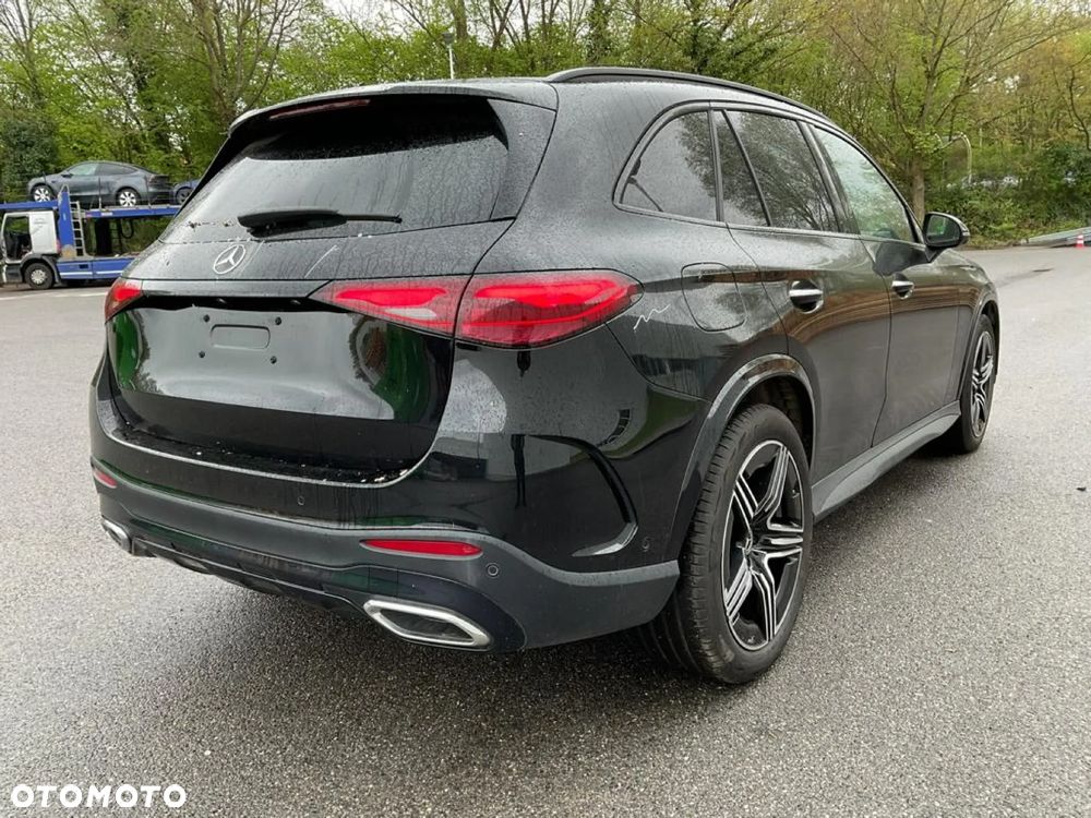 Mercedes-Benz GLC - 4