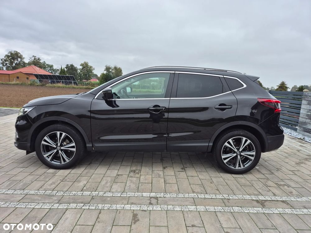 Nissan Qashqai 1.3 DIG-T N-CONNECTA - 25