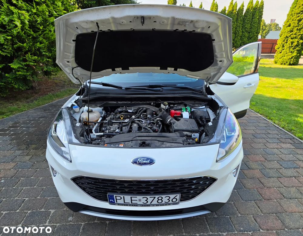 Ford Kuga - 34