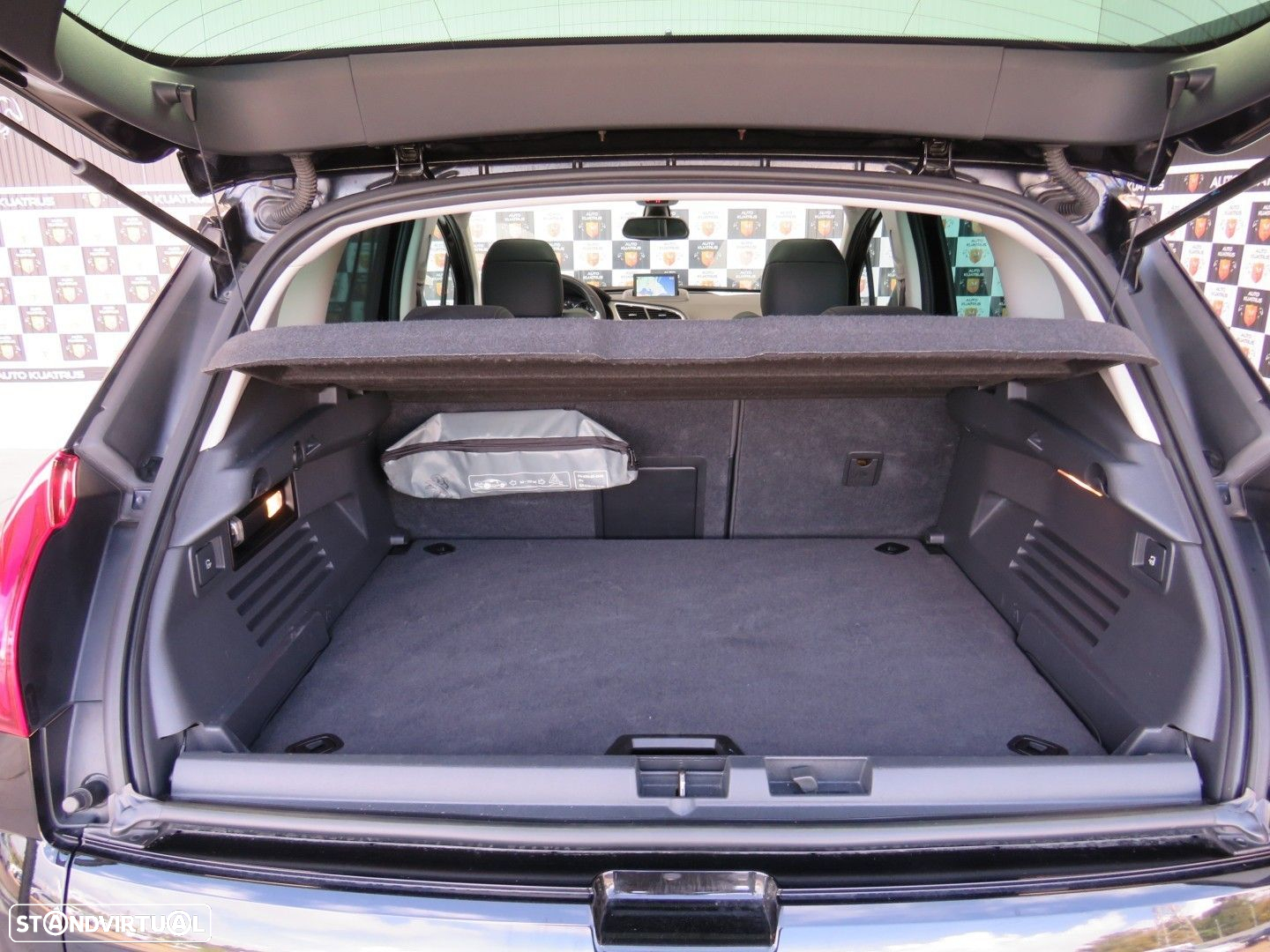 Peugeot 3008 1.6 BlueHDi Access - 35