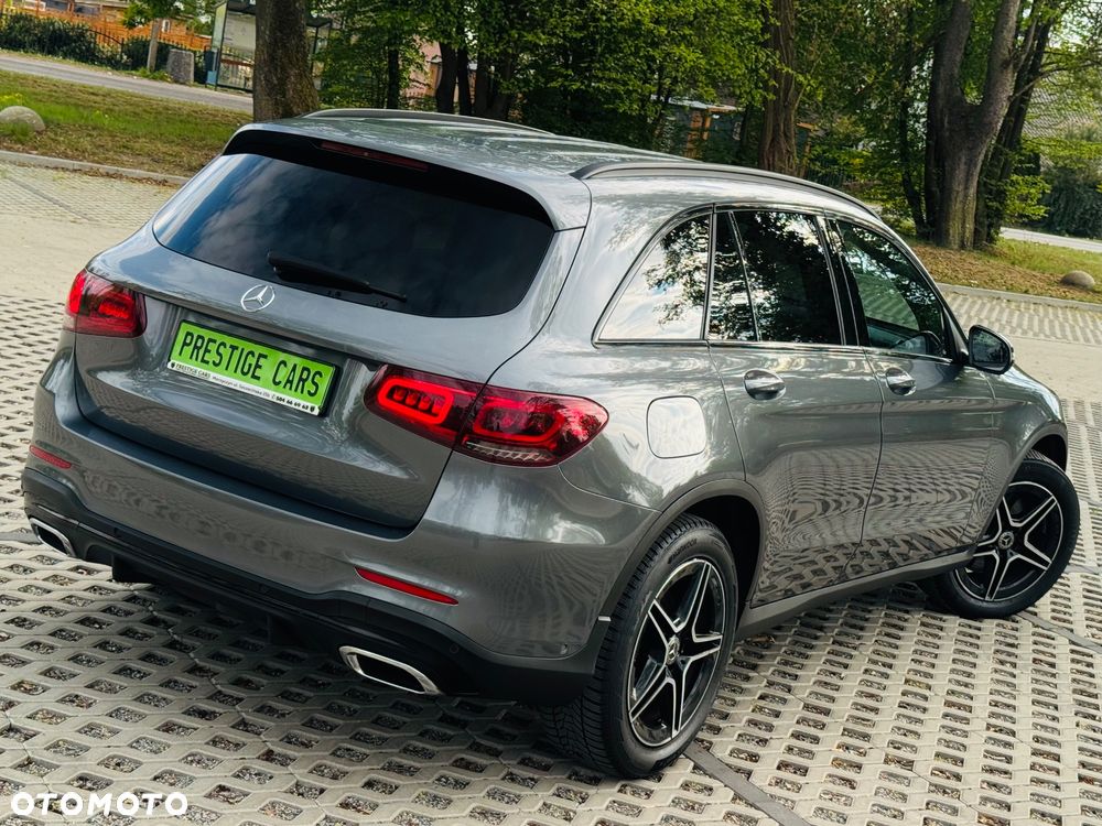 Mercedes-Benz GLC 200 4Matic 9G-TRONIC AMG Line Plus - 8