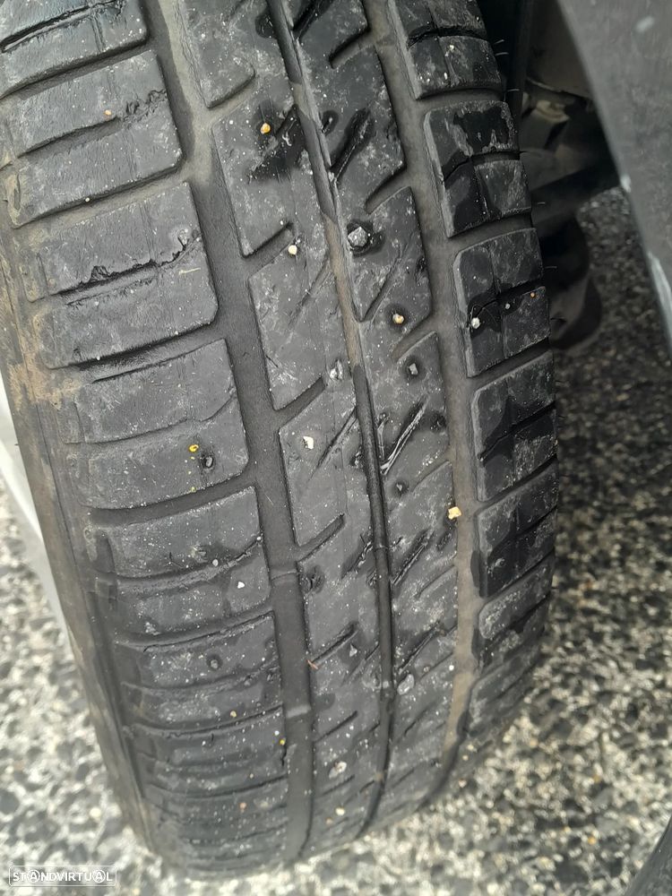 Toyota Yaris 1.0 Sol MMT TA - 12