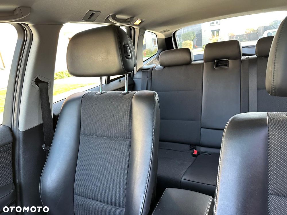 BMW X3 xDrive18d - 23