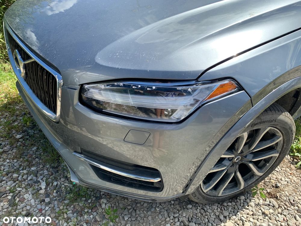 Volvo XC 90 T6 AWD Geartronic Momentum - 2