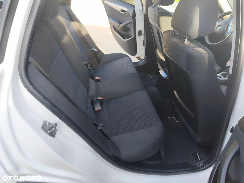 BMW X1 xDrive18d - 15