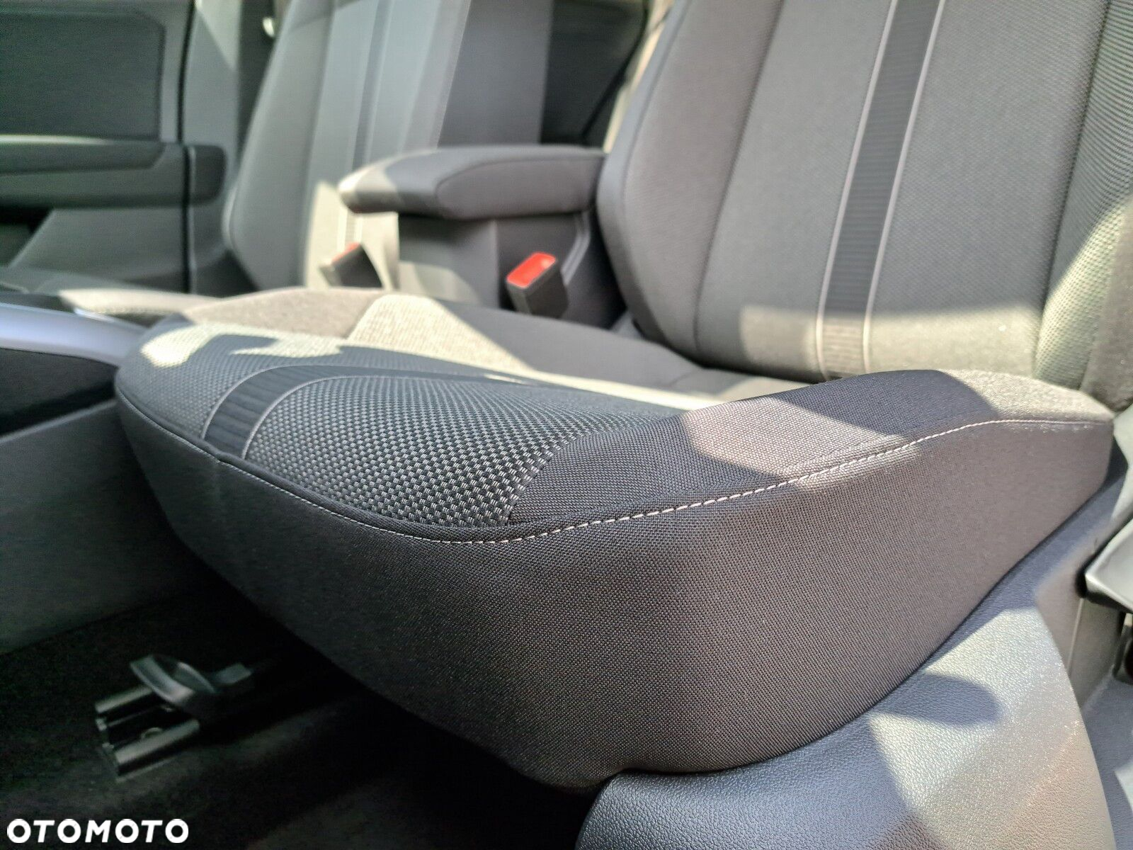 Volkswagen T-Roc 1.5 TSI Life Plus DSG - 34