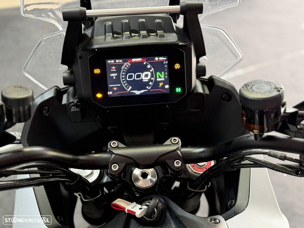 Moto Guzzi Stelvio - 17