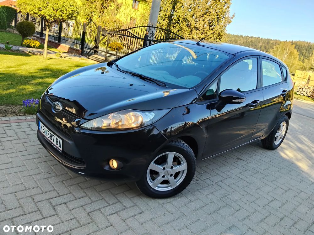 Ford Fiesta 1.25 Ambiente - 1
