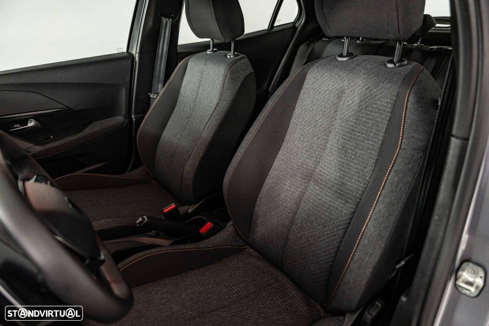 Peugeot 2008 1.2 Hybrid Style e-DCS6 - 14