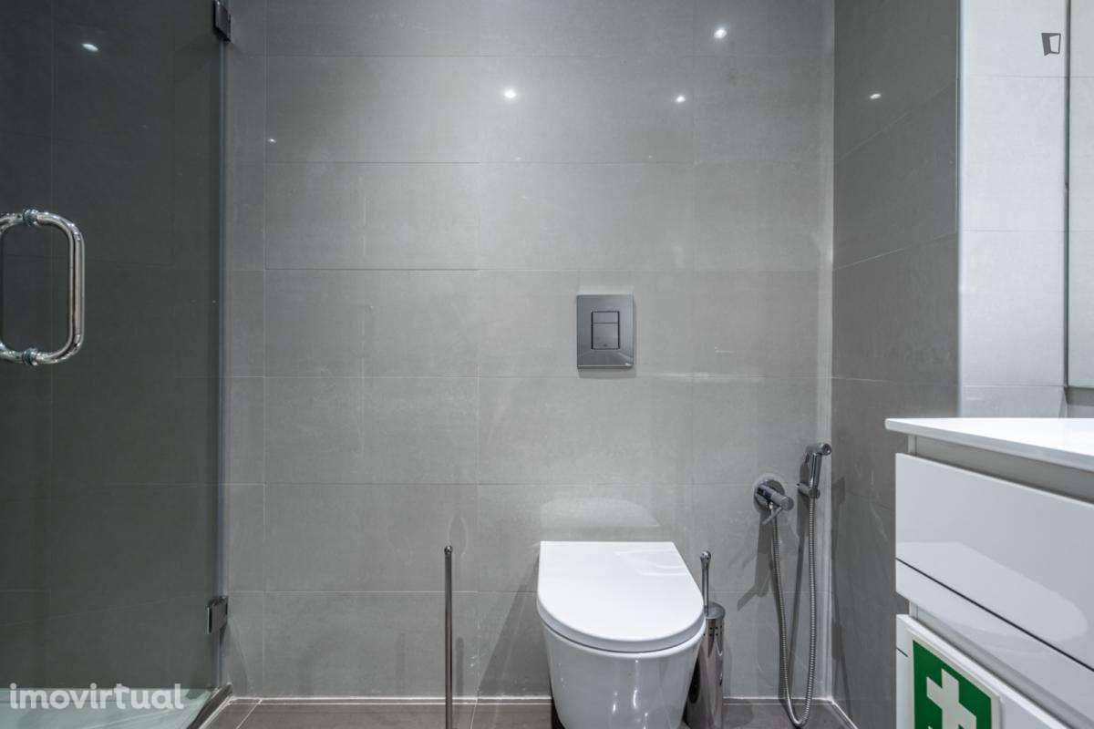 Apartamento com 1 quartos - localizado em Sete Rios Lisbon - Grande imagem: 4/21