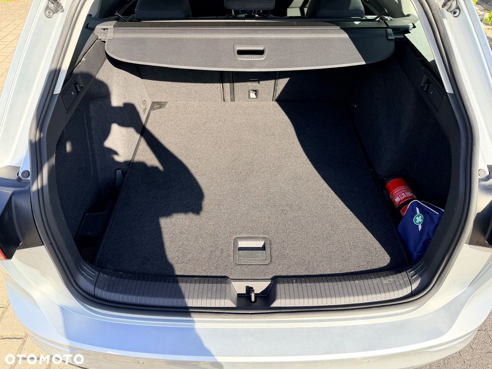 Volkswagen Golf 1.5 eTSI EVO Life DSG - 18