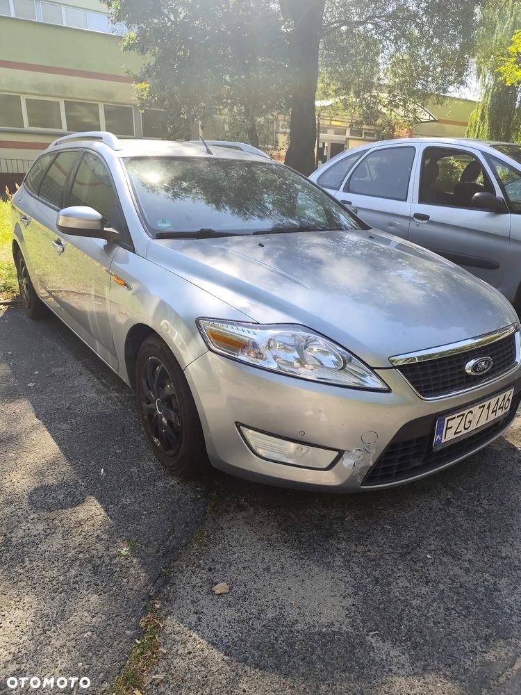 Ford Mondeo 2.0 Ghia - 2