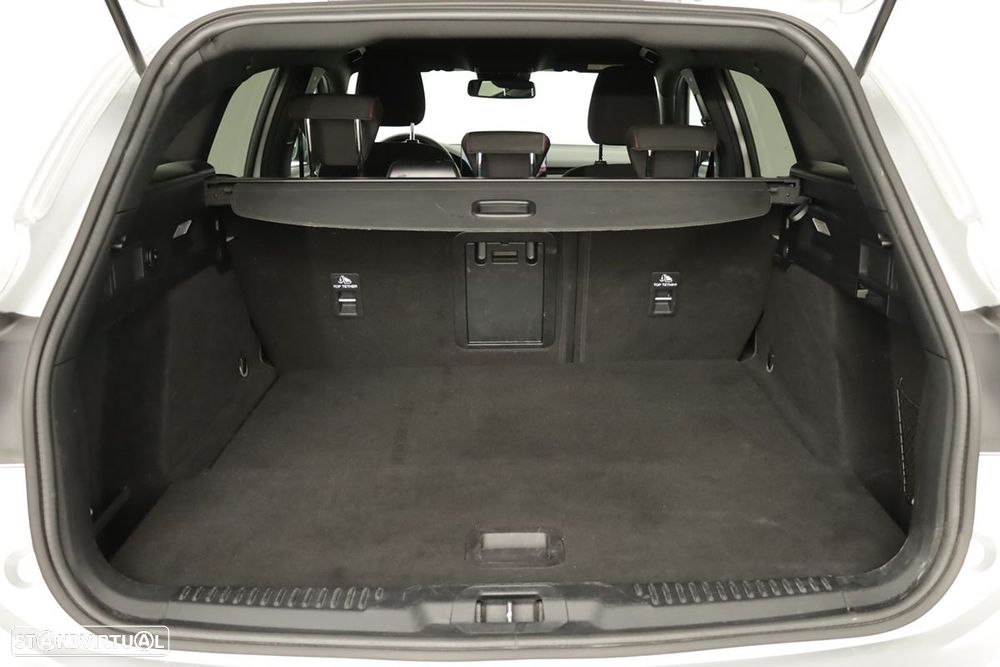Ford Focus SW 1.0 EcoBoost MHEV ST-Line X Aut. - 23