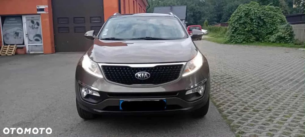 Kia Sportage 1.6 GDI 2WD ISG Attract - 2
