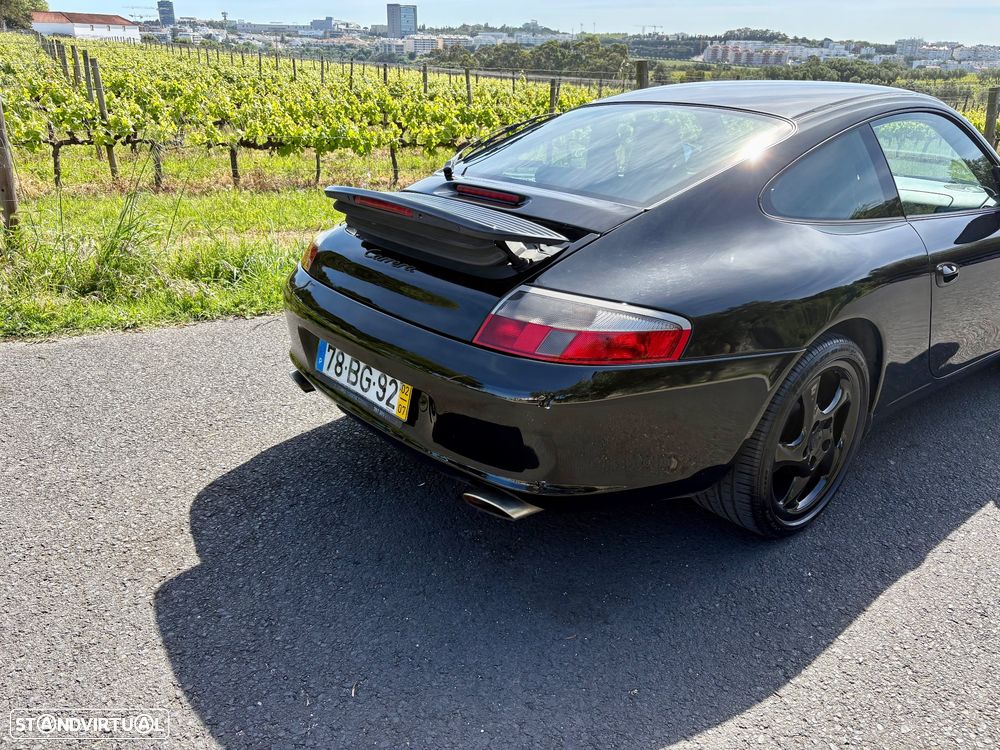 Porsche 911 (996) Carrera - 7
