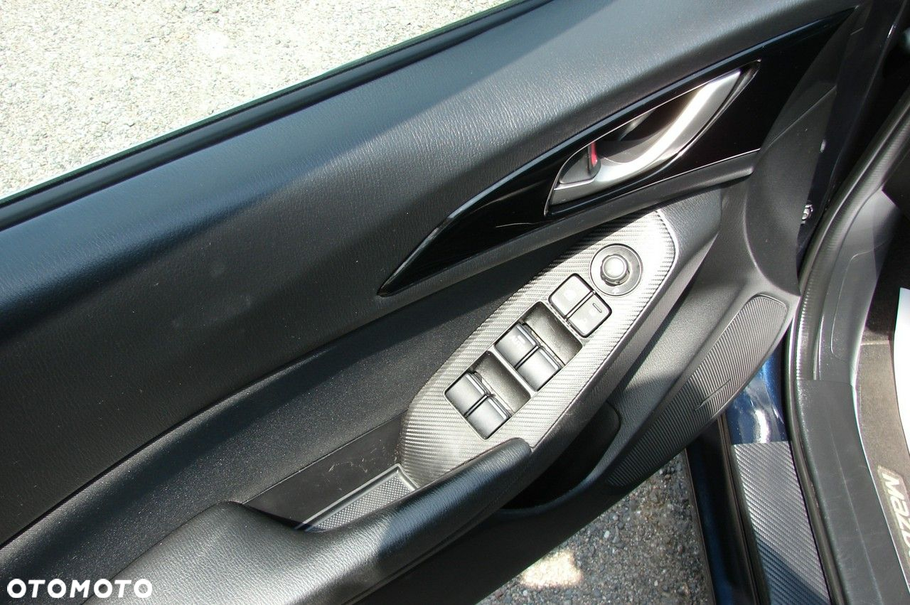 Mazda 3 - 6