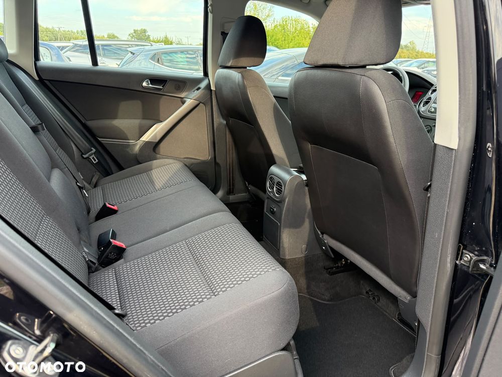 Volkswagen Tiguan - 23