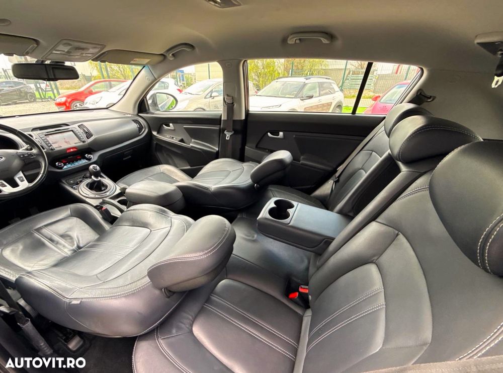 Kia Sportage 1.7 CRDI 2WD Spirit - 23