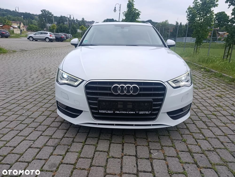 Audi A3 Sportback 30 g-tron S tronic - 3
