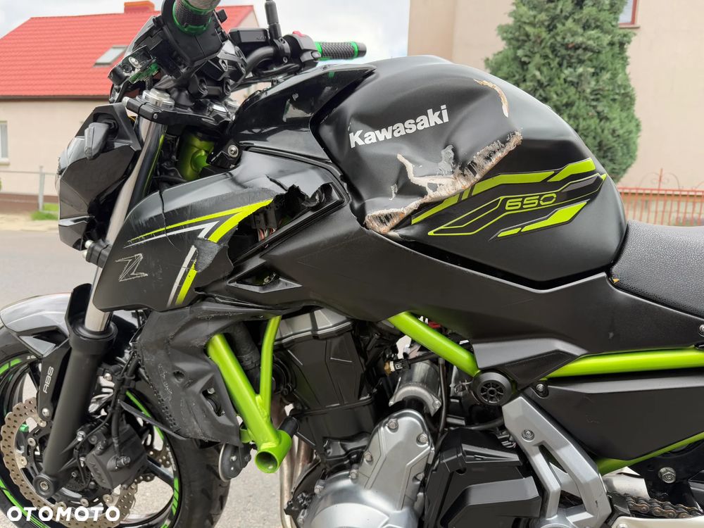 Kawasaki Z 650 - 18