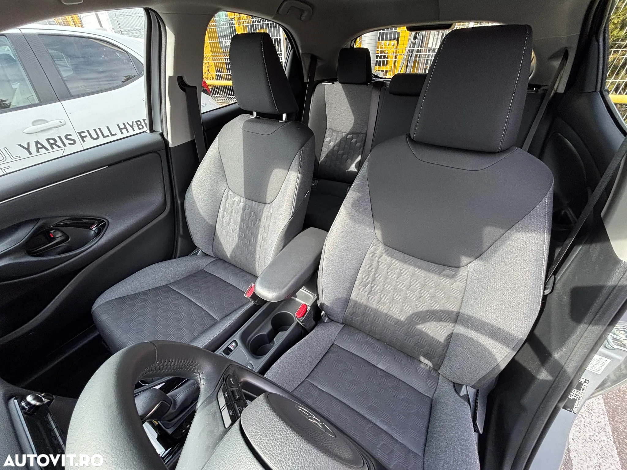 Toyota Yaris 1.5 116 CP HEV Dynamic - 21