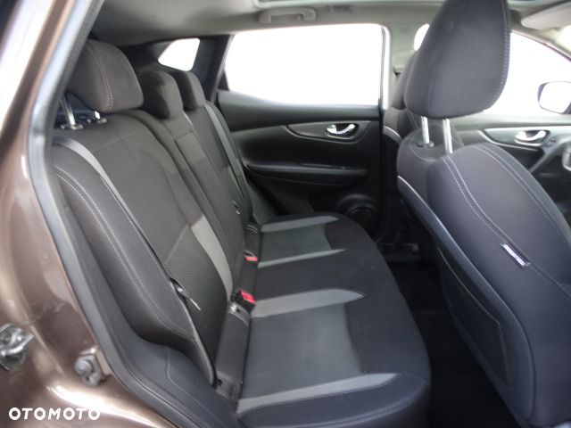 Nissan Qashqai 1.3 DIG-T ZAMA - 15