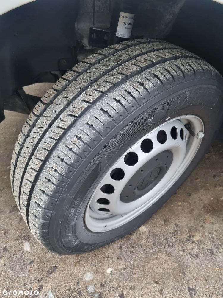 Volkswagen Transporter - 19