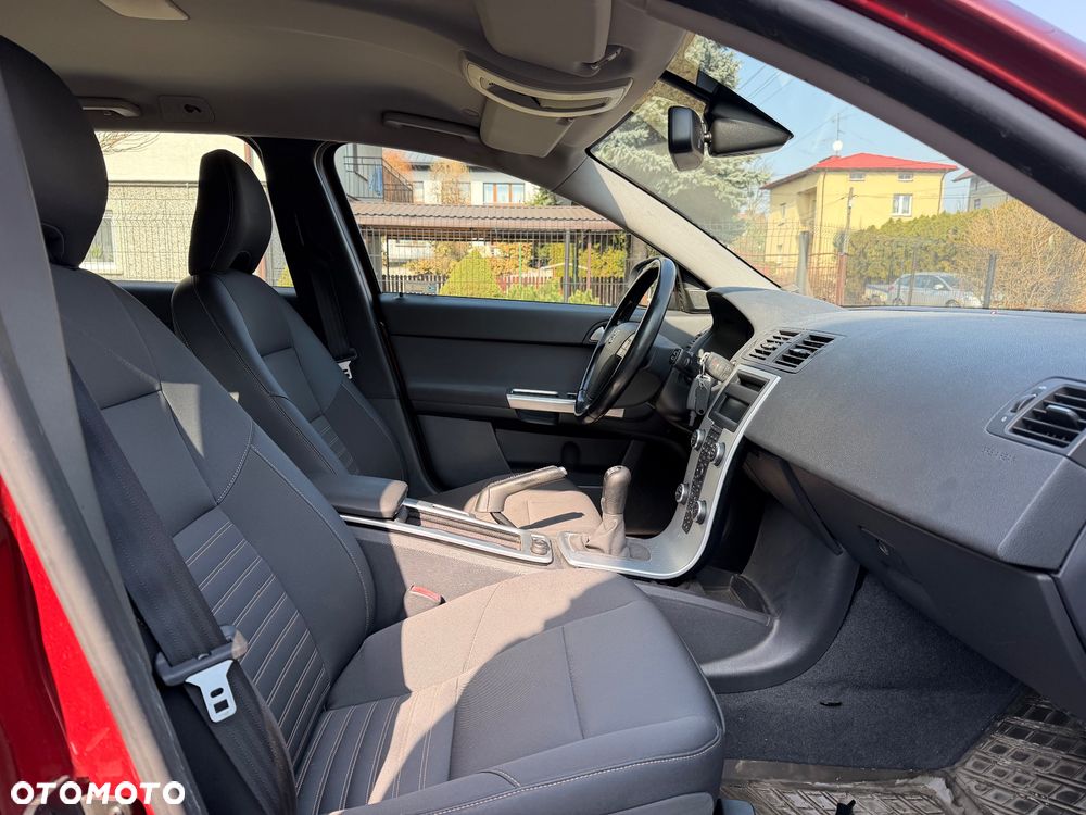 Volvo V50 DPF D2 Momentum - 19