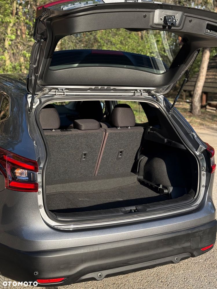 Nissan Rogue - 11