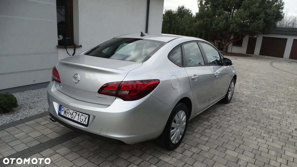 Opel Astra 1.4 T Enjoy - 5