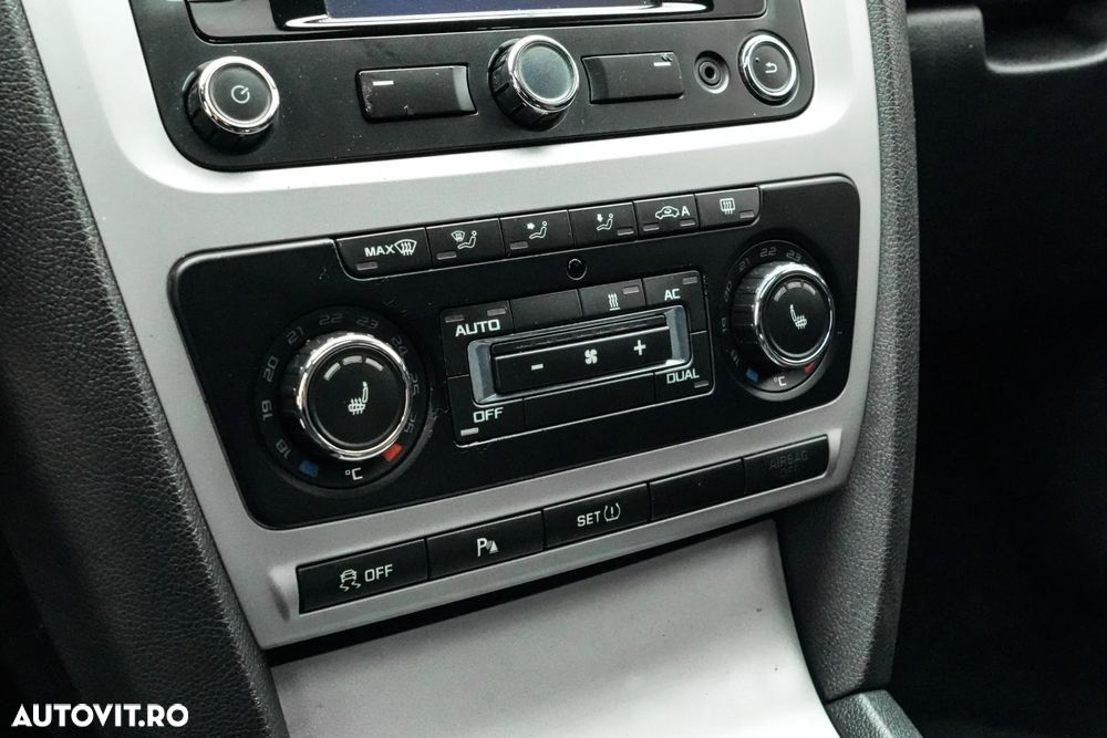 Skoda Octavia 1.6 TDI Ambiente DSG - 21