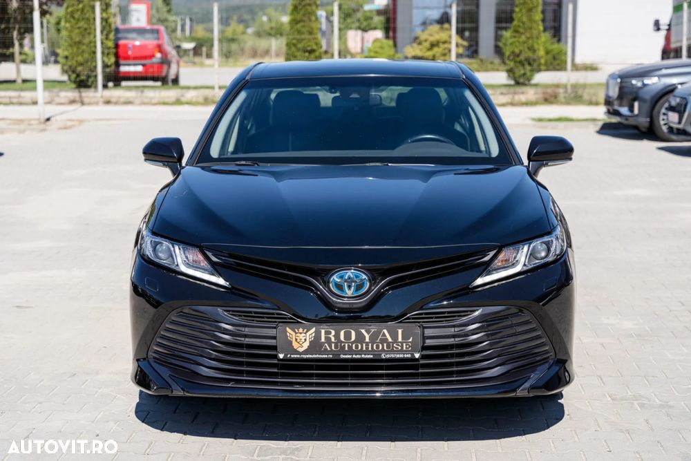 Toyota Camry - 9